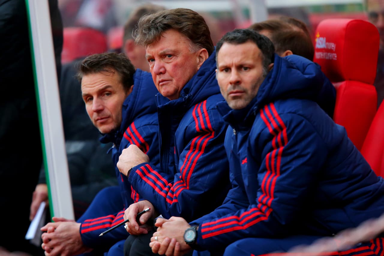 Van Gaal dice que podría renunciar al Manchester United