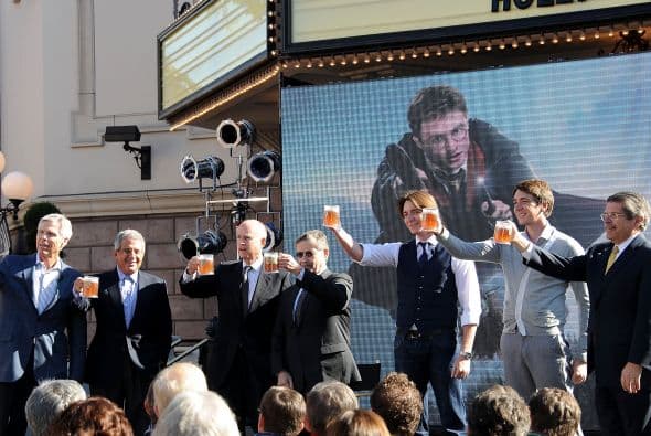 Los ejecutivos no proporcionaron de inmediato los detalles de sus planes para el parque de Hollywood, pero Meyer dijo que había suficiente espacio para pensar en una ampliación.