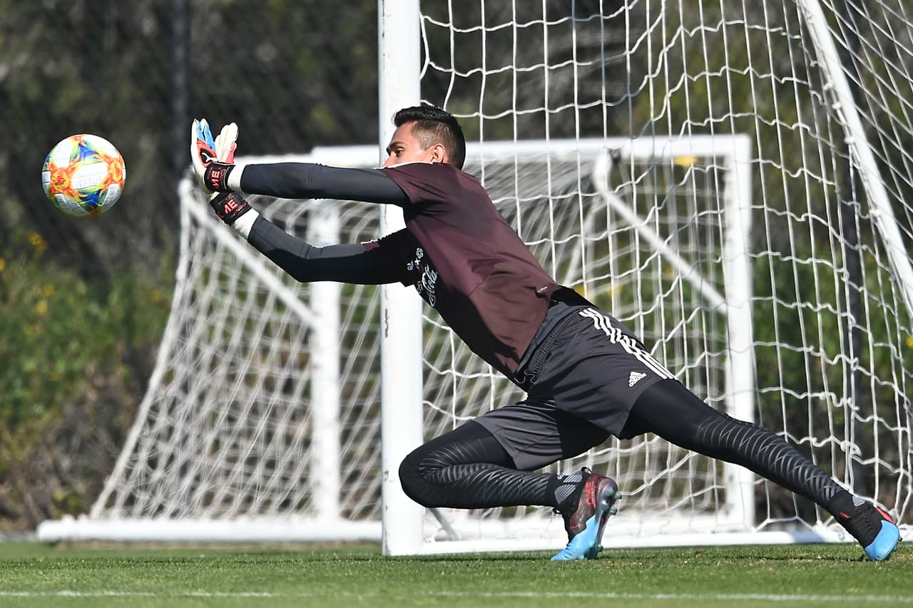 La Selección Mexicana entrena con intensidad, energía y buen ánimo bajo la batuta del argentino Gerardo Martino en su segundo día de pr´actica en el Centro Elite Athlete de Chula Vista, California.