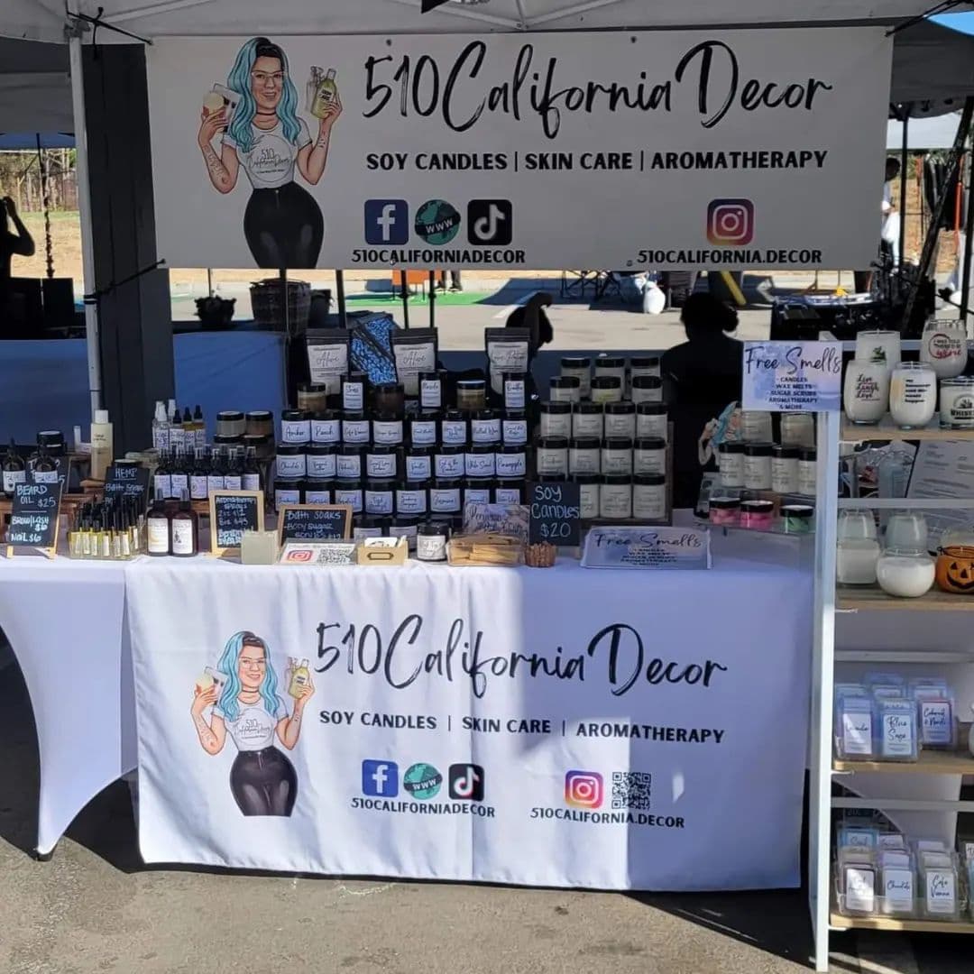 El mercado abre de 5:30 a 8:30 pm solamente los miercolés y se encuentra en el 880 de Tully Road, en San José.