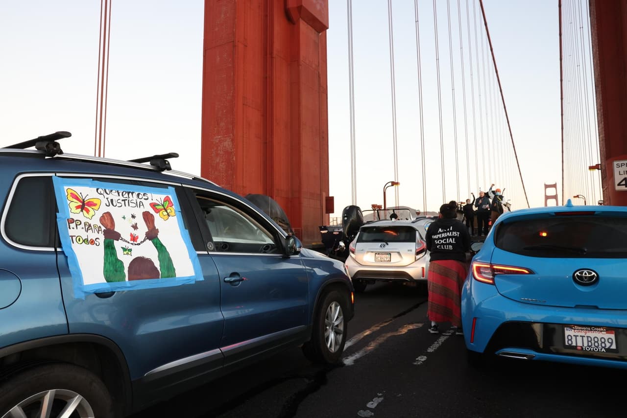 El Centro para el Progreso de América estima que abrir un camino a la ciudadanía para 11 millones de indocumentados incrementaría el Producto Interno Bruto del país en $1,700 billones a lo largo de la próxima década.