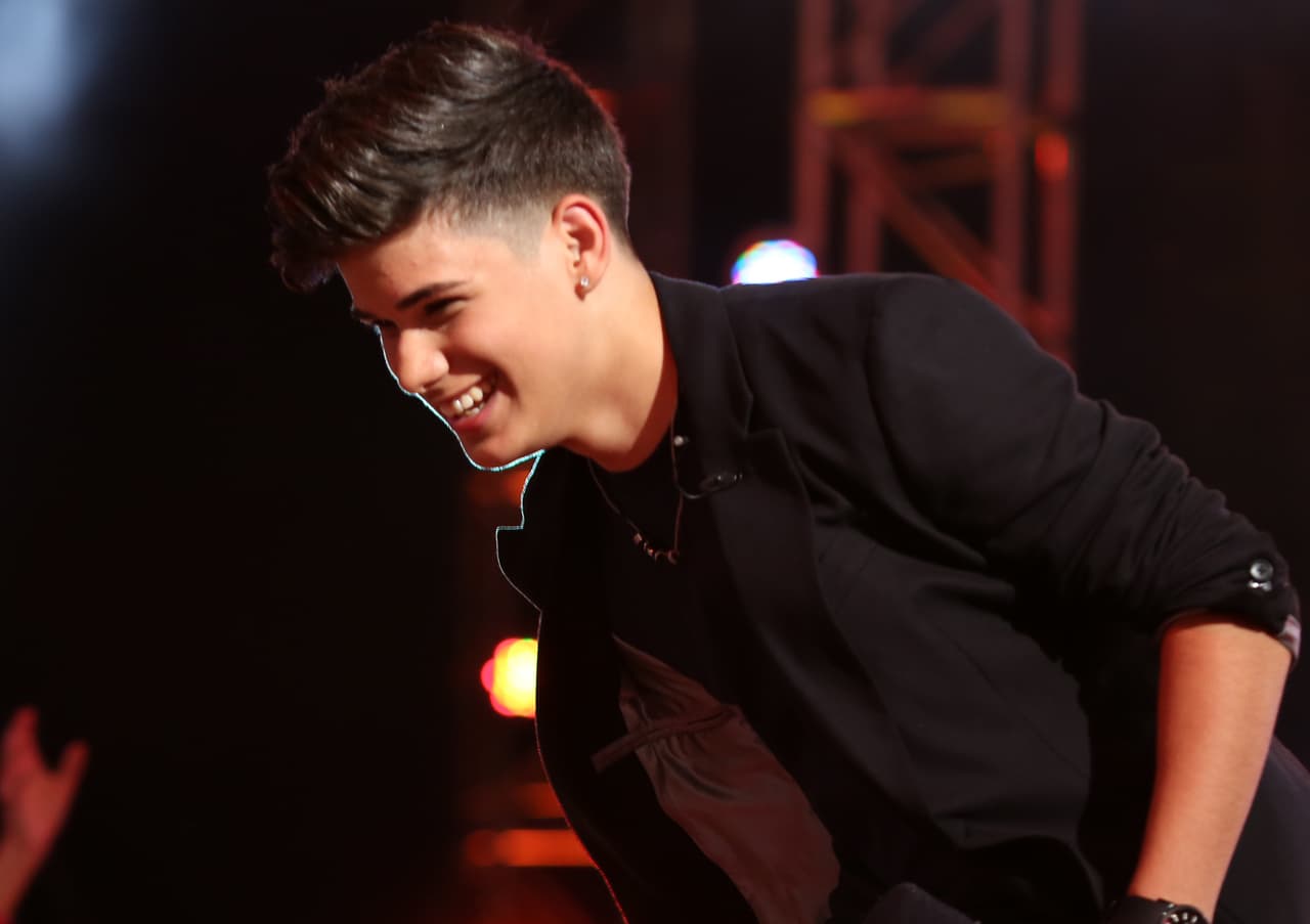 Este chico encantó a las chicas. Interpretó una canción de Luis Fonsi, pero los jueces le pidieron cantar a cappella.