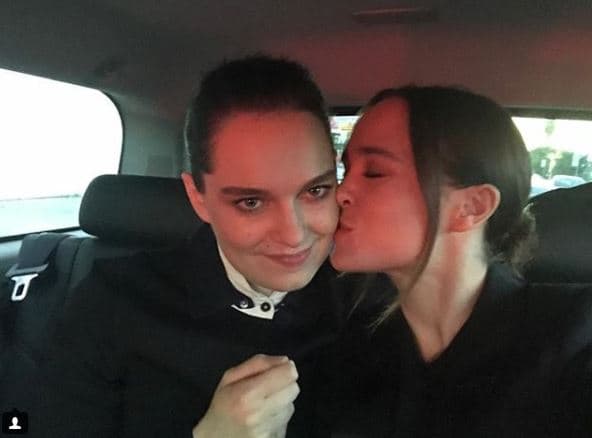 Elliot Page recibió el apoyo de su esposa tras la divulgación del comunicado.