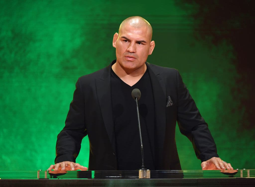 Caín Velásquez se declara “sin oposición” por intento de asesinato tras persecución y tiroteo