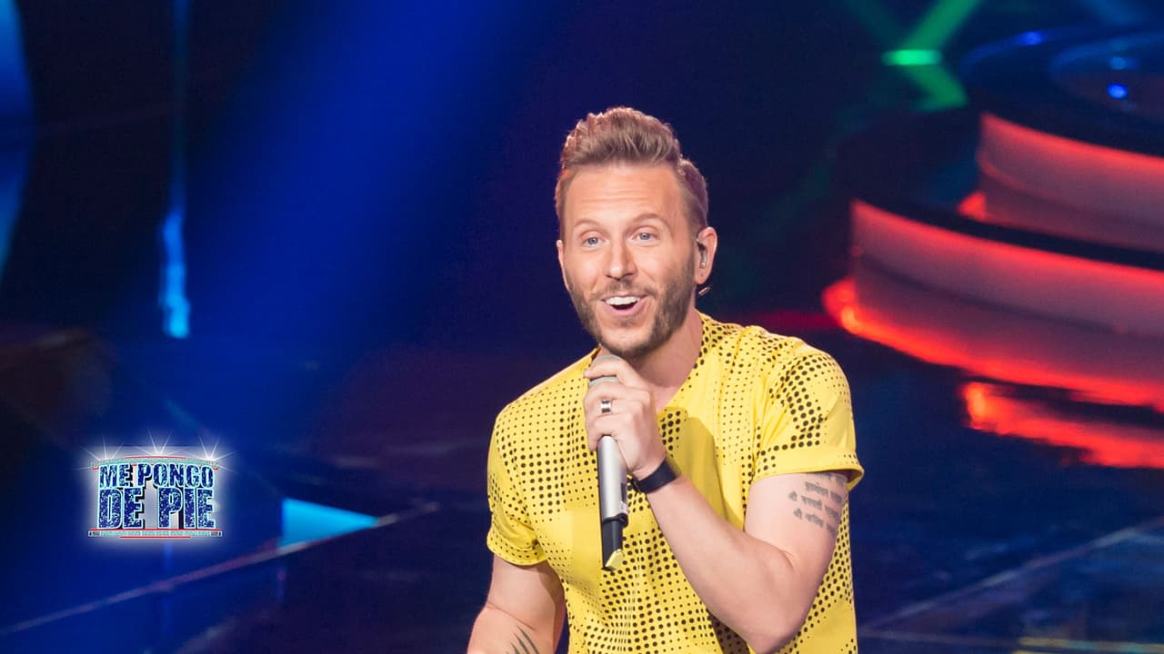 “Saben que, quiero parar porque evidentemente está profundamente emocionado Franco y si ustedes me lo permiten quisiera hacer de vuelta la canción”.