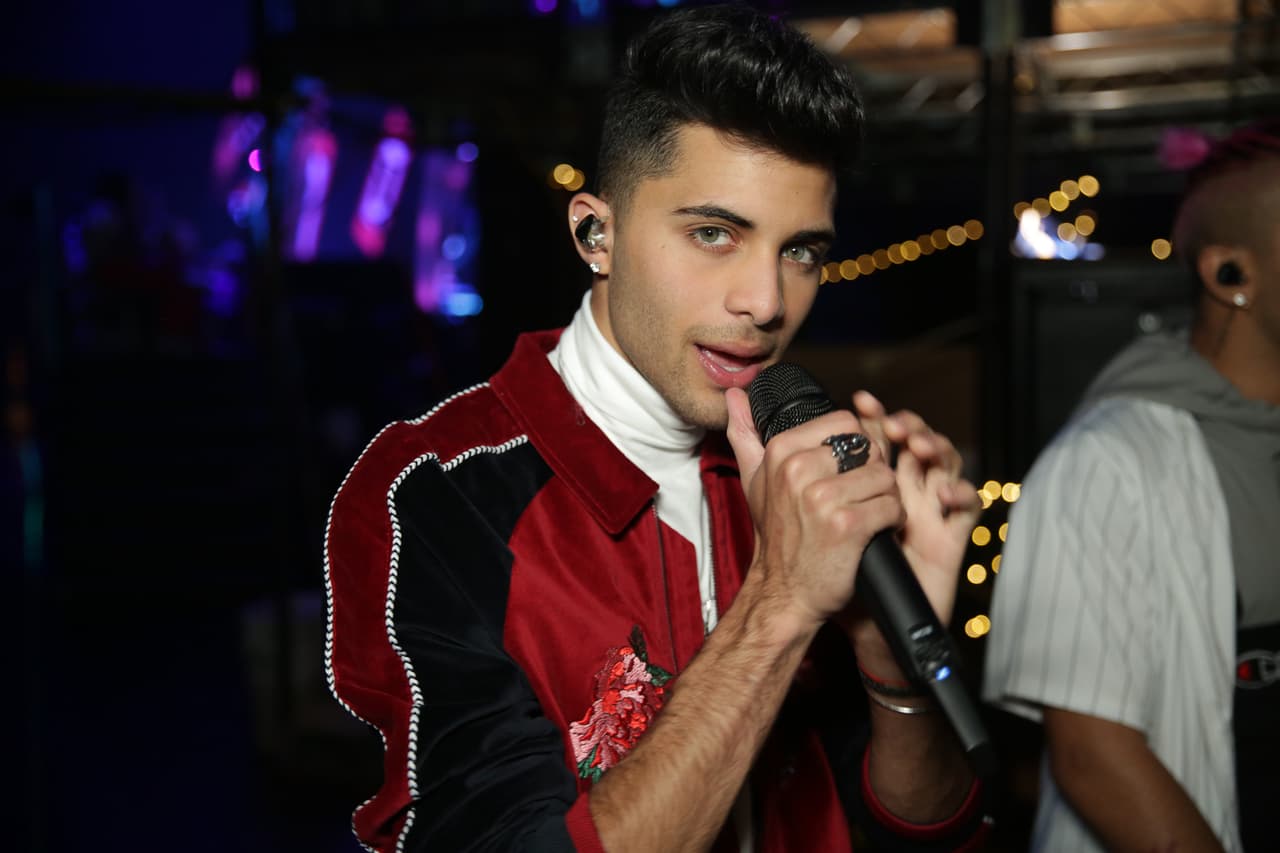 Estamos ansiosos por verlos como ganadores de Premio Lo Nuestro.