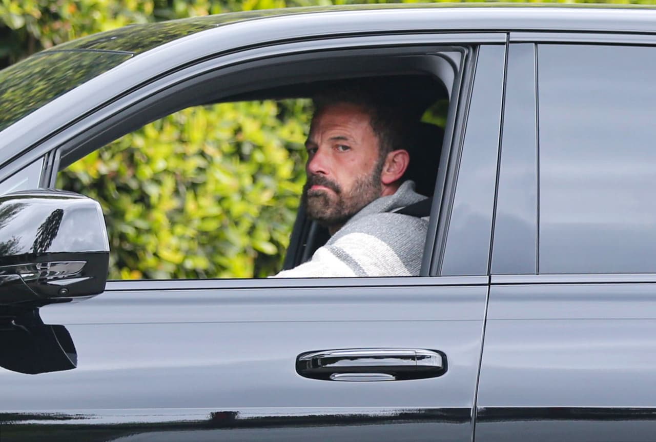 Ben Affleck en medio de su reportada mudanza.