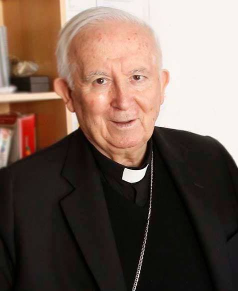 Un cardenal dice que la vacuna contra el coronavirus se hace con "células de fetos abortados" y desata una polémica