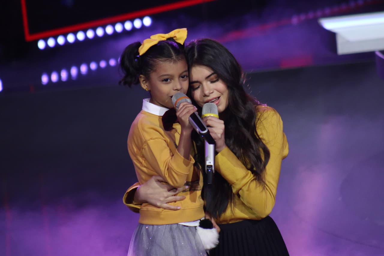 La pequeña Abril cantó con Irlanda Valenzuela el tema 'Olvidé respirar' de David Bisbal. El 'Flaco' Ibáñez les dio un 10 y en promedio Abril logró 9.1 puntos.