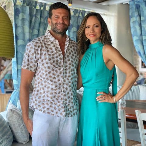 La bella Satcha Pretto regreso de sus vacaciones y compartió algunas fotos de ese tiempo que gozó con su amado esposo Bruce y sus hijos.