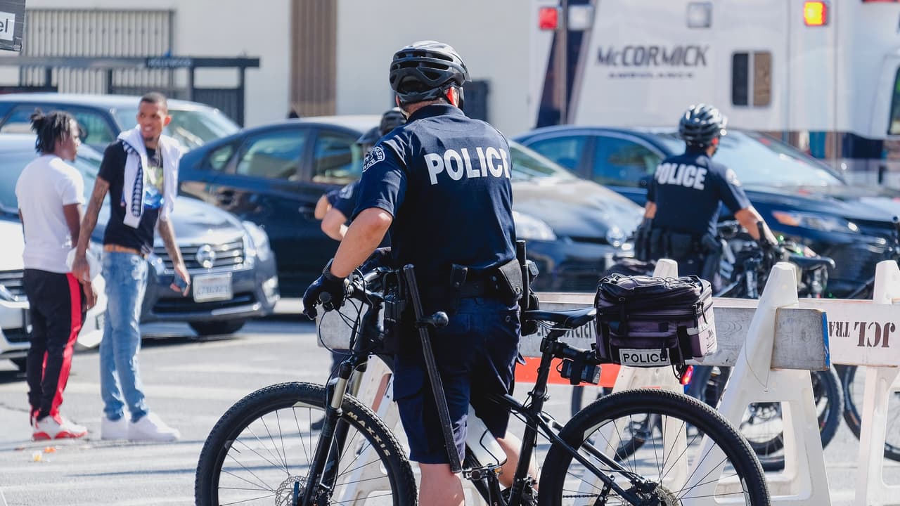 <h3 class="cms-H3-H3">1. Los Ángeles, California</h3>
<br>Irónicamente, los conductores de la ciudad de Los Ángeles son unos verdaderos demonios detrás del volante. Los angelinos son un 
<b>22% más agresivos</b> que el conductor promedio de la nación, pero al menos tienen la excusa de que malgastan en promedio 164 horas al año en atascos de tráfico, lo que le puede afectar los nervios a cualquiera.