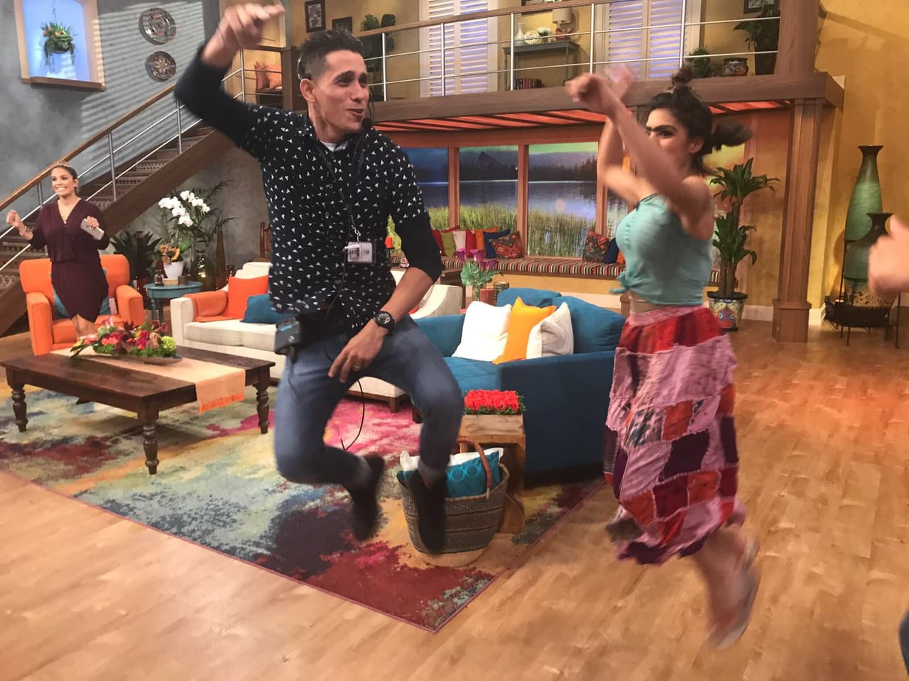 Siempre haciendo de las suyas, Mela causa un alborotó cada vez que visita el programa.