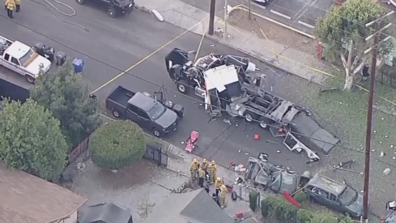 Un operativo del departamento de Policía de Los Ángeles que buscaba decomisar más de 5,000 libras de fuegos artificiales finalizó en tragedia este miércoles en el sur de la ciudad.