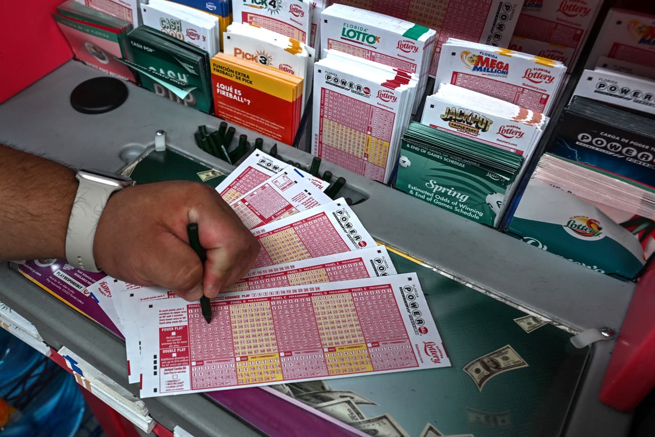 Powerball: el premio mayor se dispara a $935 millones para el sorteo del sábado 30 de marzo
