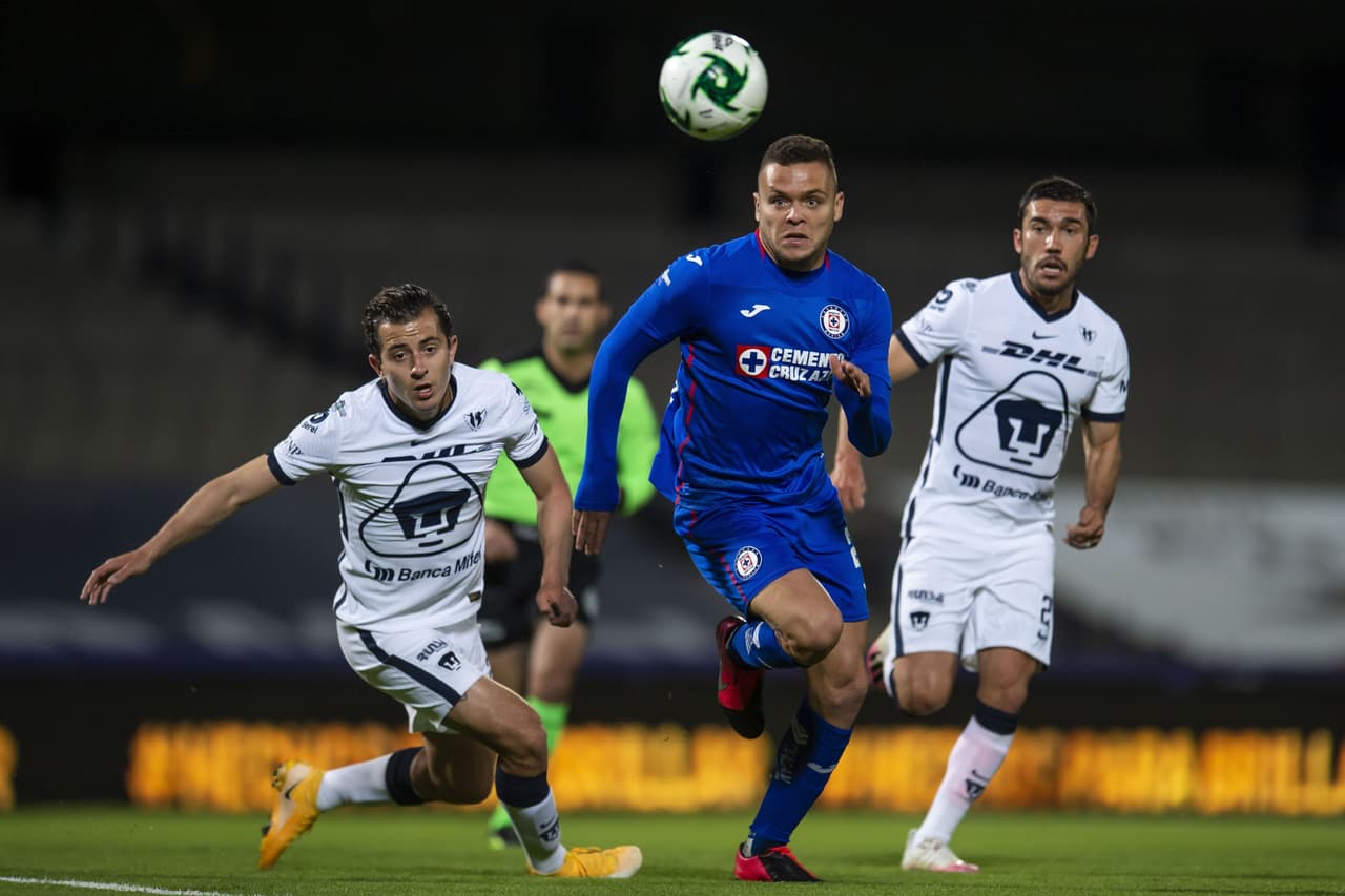 Con goles de Juan Dinneno al 4 y al 37, gol de Carlos González al 41 y gol de Juan Pablo Vigón al 88, Pumas vence 4-0 y consigue la mayor remontada en la historia del futbol mexicano.