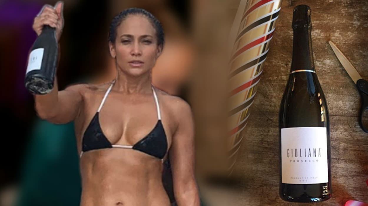 Es un vino blanco espumoso descrito como un "
<a href="https://www.uncorked.com/giuliana-prosecco-nv.html">lujo asequible</a>". Su sabor es fresco y frutoso, una buena elección para un día de playa, a juzgar por las fotos de la cantante.