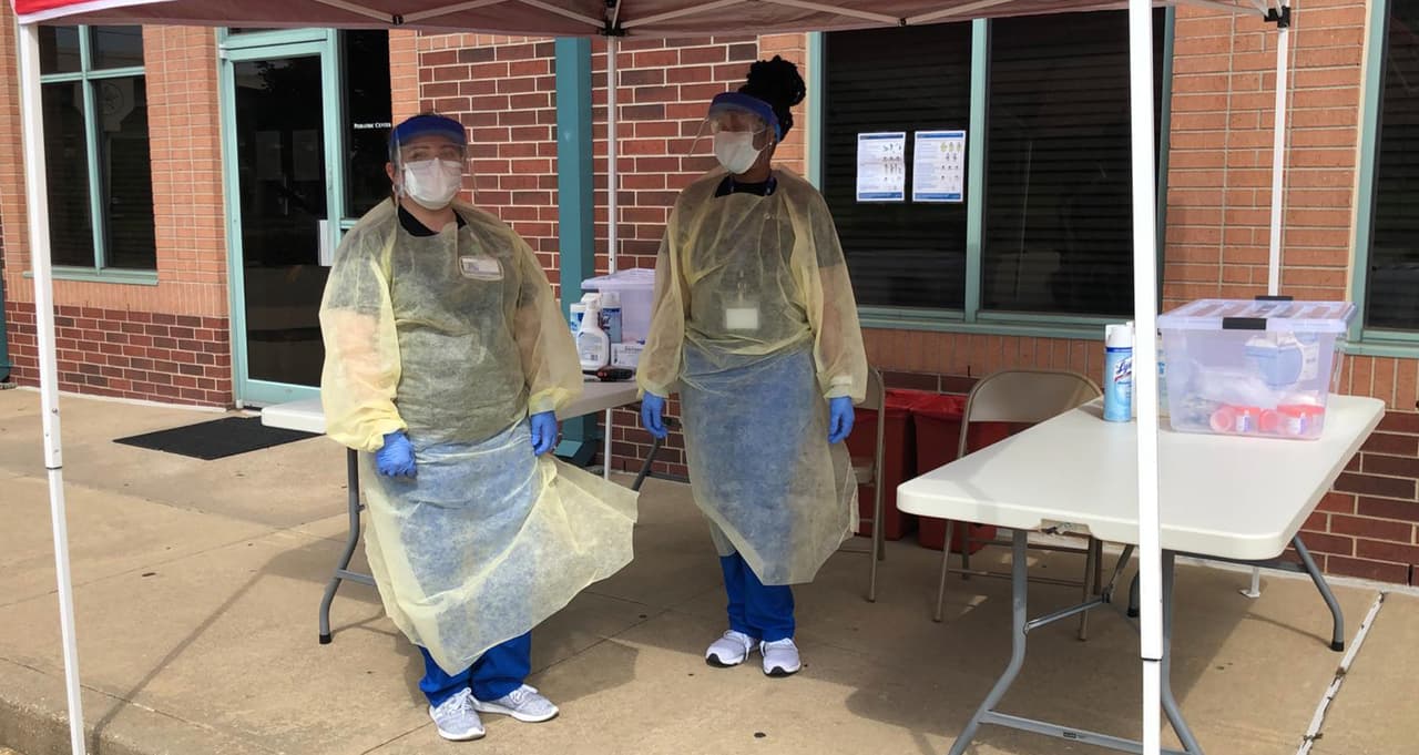 La clínica móvil acepta seguro médico.