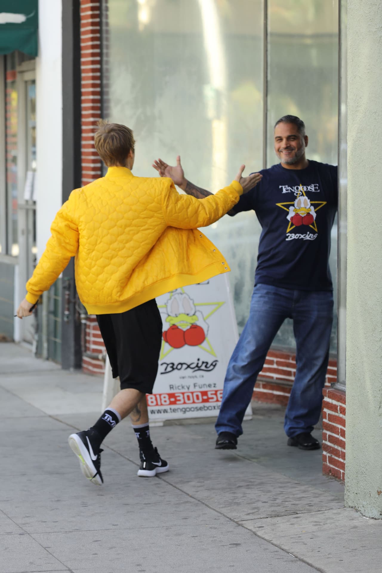 Fue al local Ten Goose, de un amigo, para hacer un poco de ejercicio.