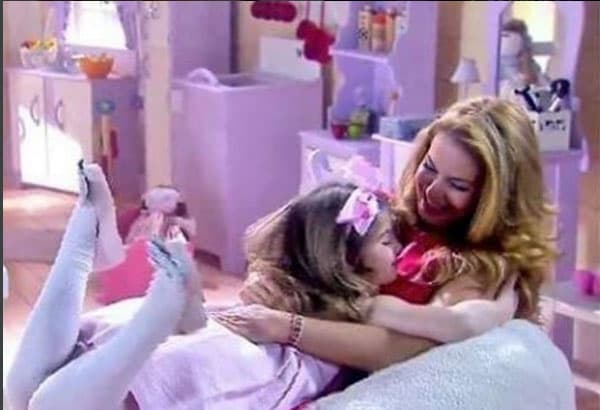 Protagoniza el 'remake' de 'Carita de Ángel' en Brasil con éxito.