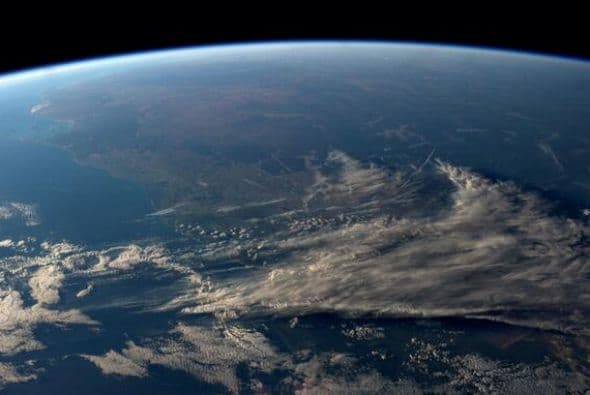 Buenas noches a mis amigos en Perth, Australia. Los extraño Fotos: @astro_reid