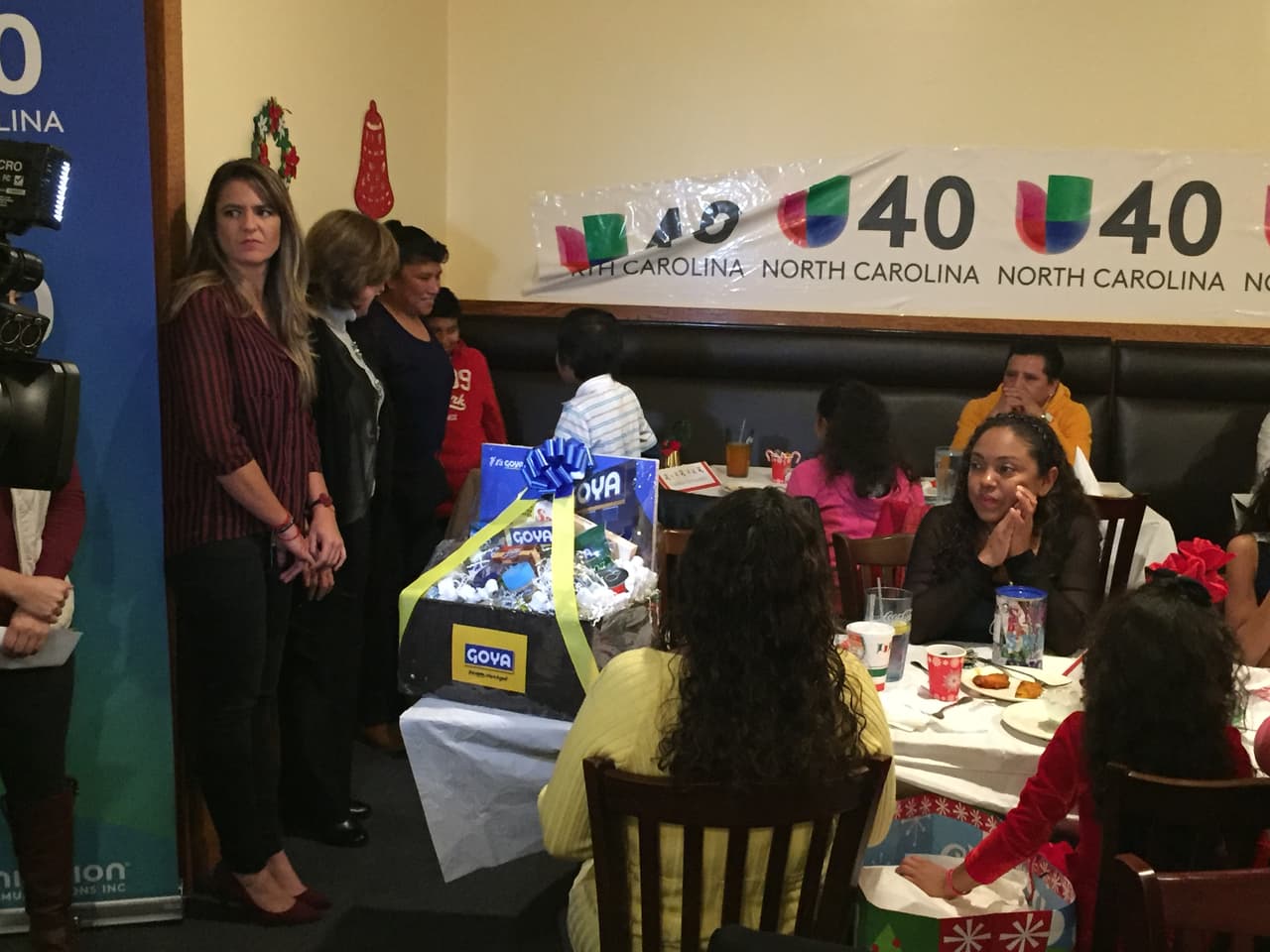 Para el equipo de noticias Univision 40 North Carolina, es sumamente gratificante conocer a las familias que participan en la Cena.
<br>
