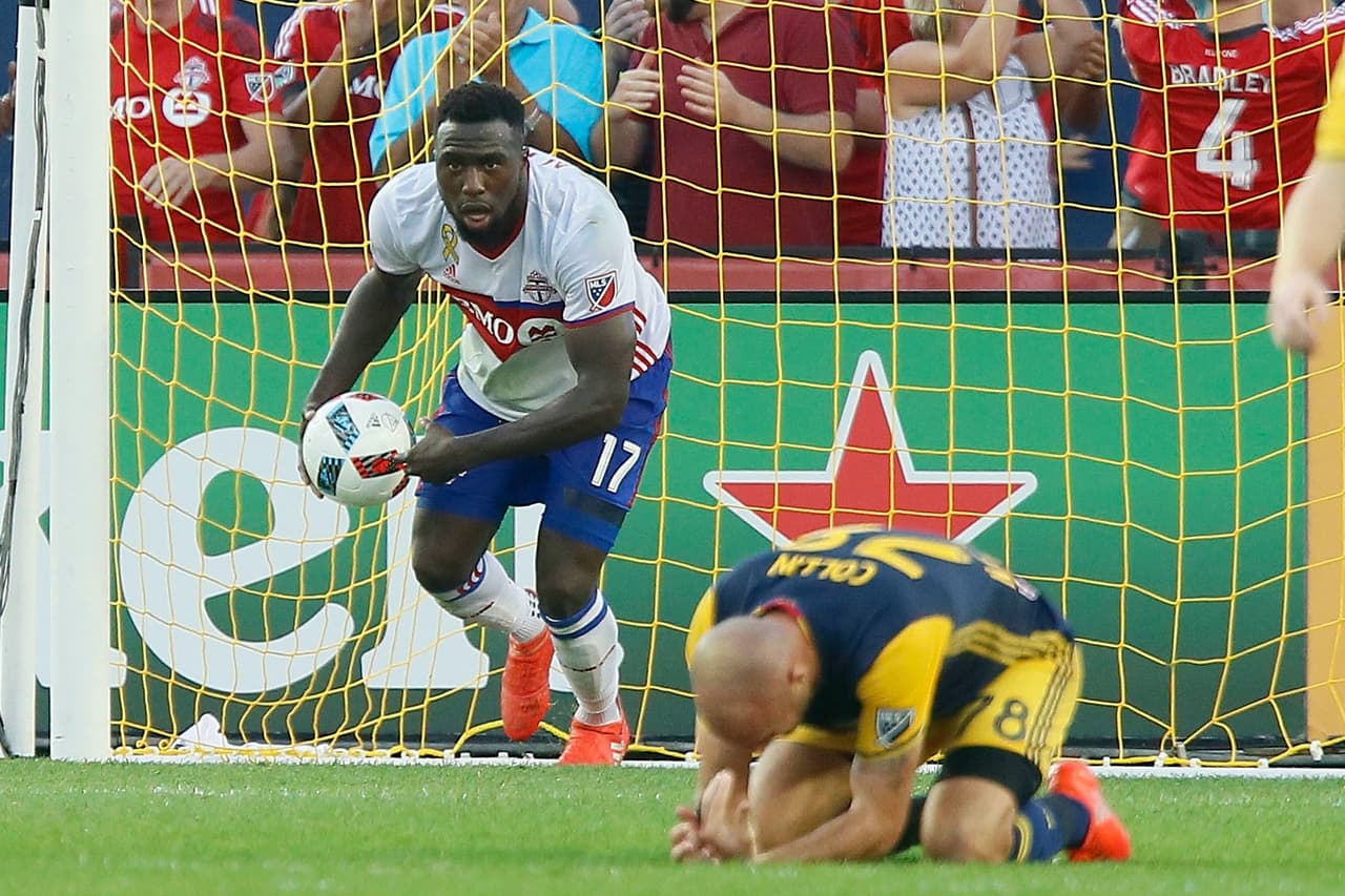 Agónico doblete de Jozy Altidore le da empate a Toronto FC 3-3 ante New York Red Bulls