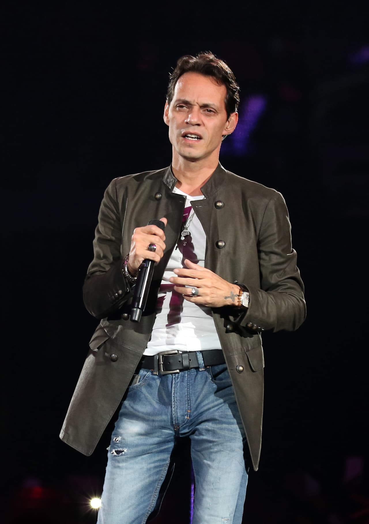 "Y hemos abogado por una mejor disponibilidad de atención médica para mujeres, niños, independientemente de su capacidad de pago. Queremos que todos tengan 
<b>una oportunidad </b>de pelear", agregó.