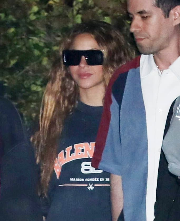 Ni él ni la colombiana han salido a desmentir o confirmar los rumores de romance que los rodean tras esta salida. 
<br>