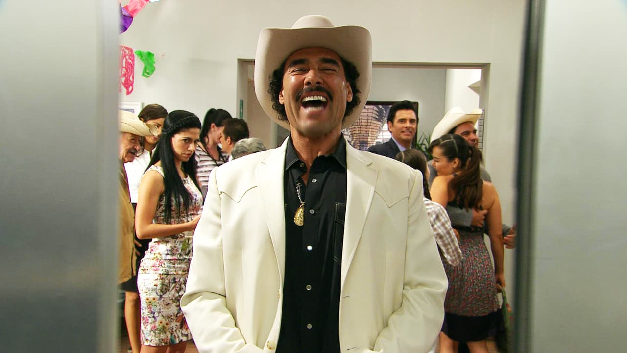 Facundo le dio una sopa de su propio chocolate a Santiago, pues le bajó el sueldo.