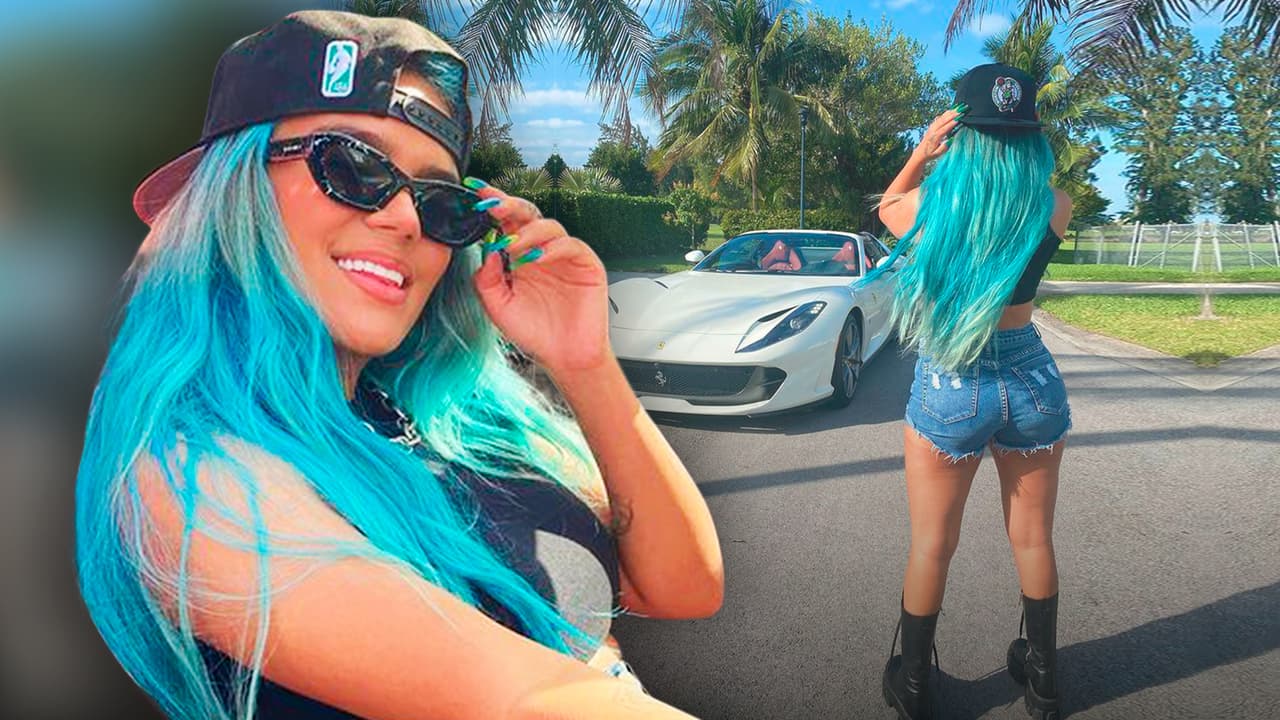 Karol G presume su nuevo y lujoso “maquinón” tras 14 años de soñarlo