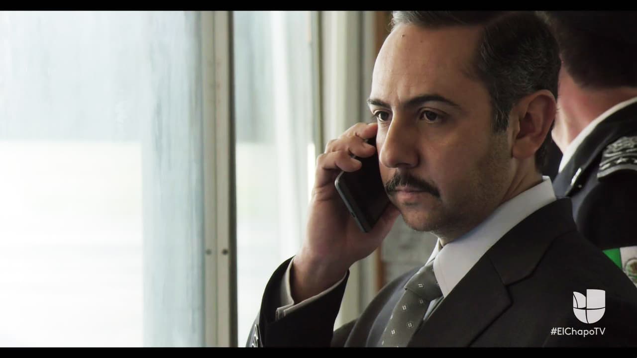 <b><a href="https://www.univision.com/series/el-chapo/humberto-busto-es-don-sol-en-el-chapo">'Don Sol'</a></b> estaba satisfecho con la captura y se lo comunicó de inmediato al presidente de México, Esteban Prieto.