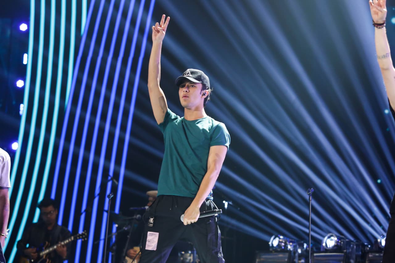 Están nominados en la categoría de Mejor Nuevo Artista y fácilmente pudieran llevarse el gramófono. ¿Será así? Sea como sea el crecimiento de estos chicos ha sido increíble desde que ganaron la primera temporada de La Banda. Te dejamos con lo mejor de su ensayo.