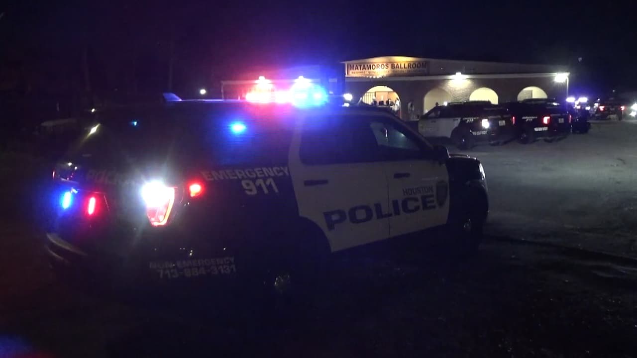 Disparan a un hombre durante una fiesta de 15 años en Houston: sospechoso es buscado por la policía