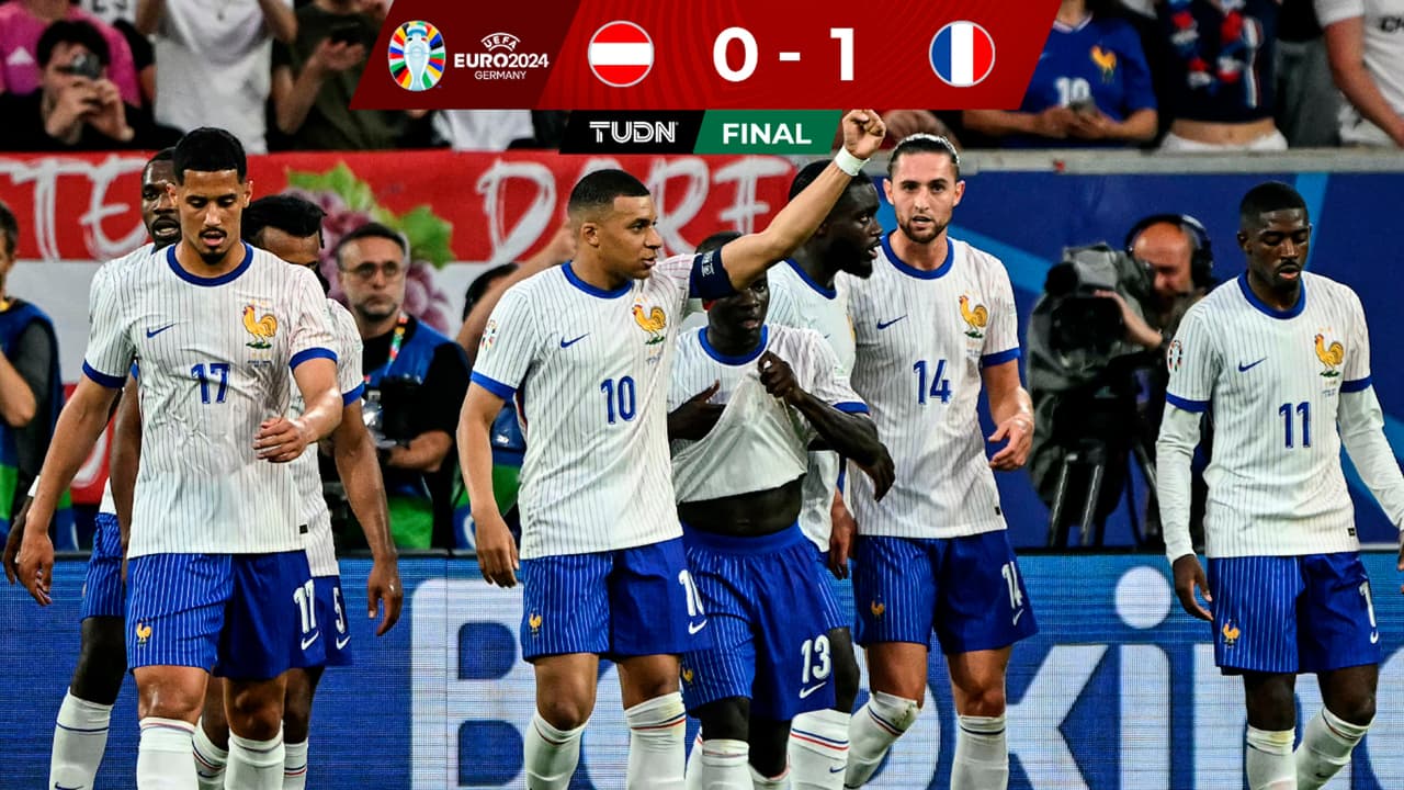 Un autogol salva a Francia del ridículo en su debut en la Euro