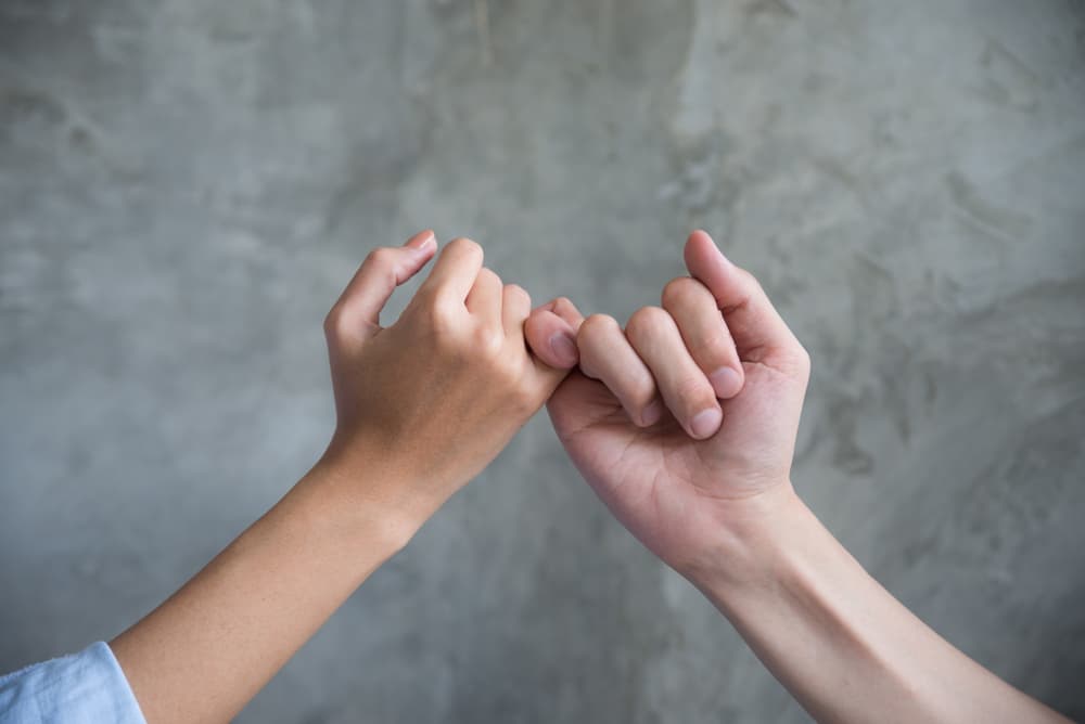 Es un buen momento para arreglar cuestiones con amigos que se han distanciado por cuestiones menores, por asuntos familiares, económicos, malas interpretaciones. 
<br>