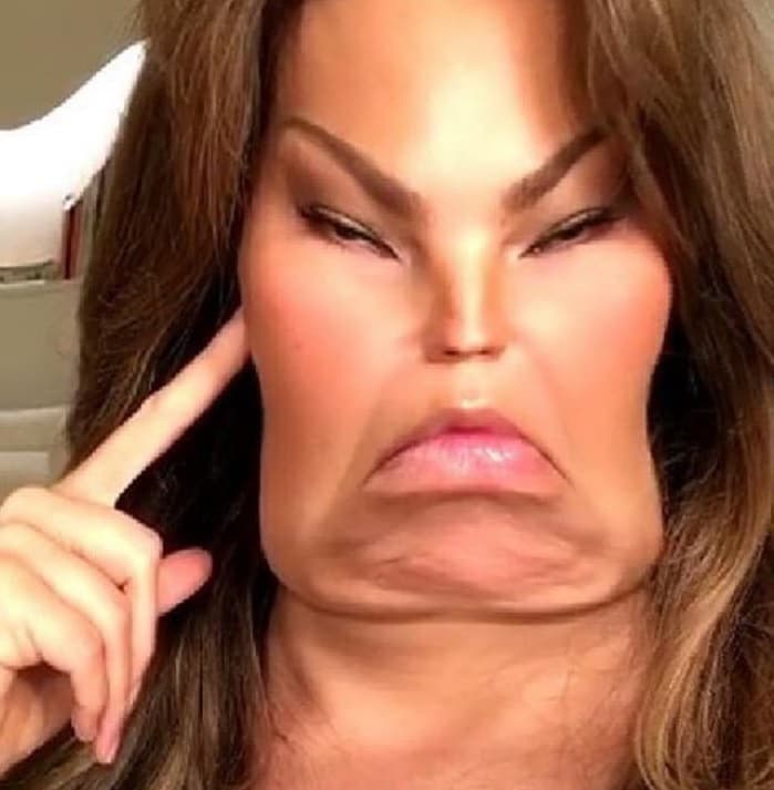 Sí, Thalía está por encima de su imagen de belleza y se divierte con montajes que seguramente no serán muy del agrado de su publirrelacionista.