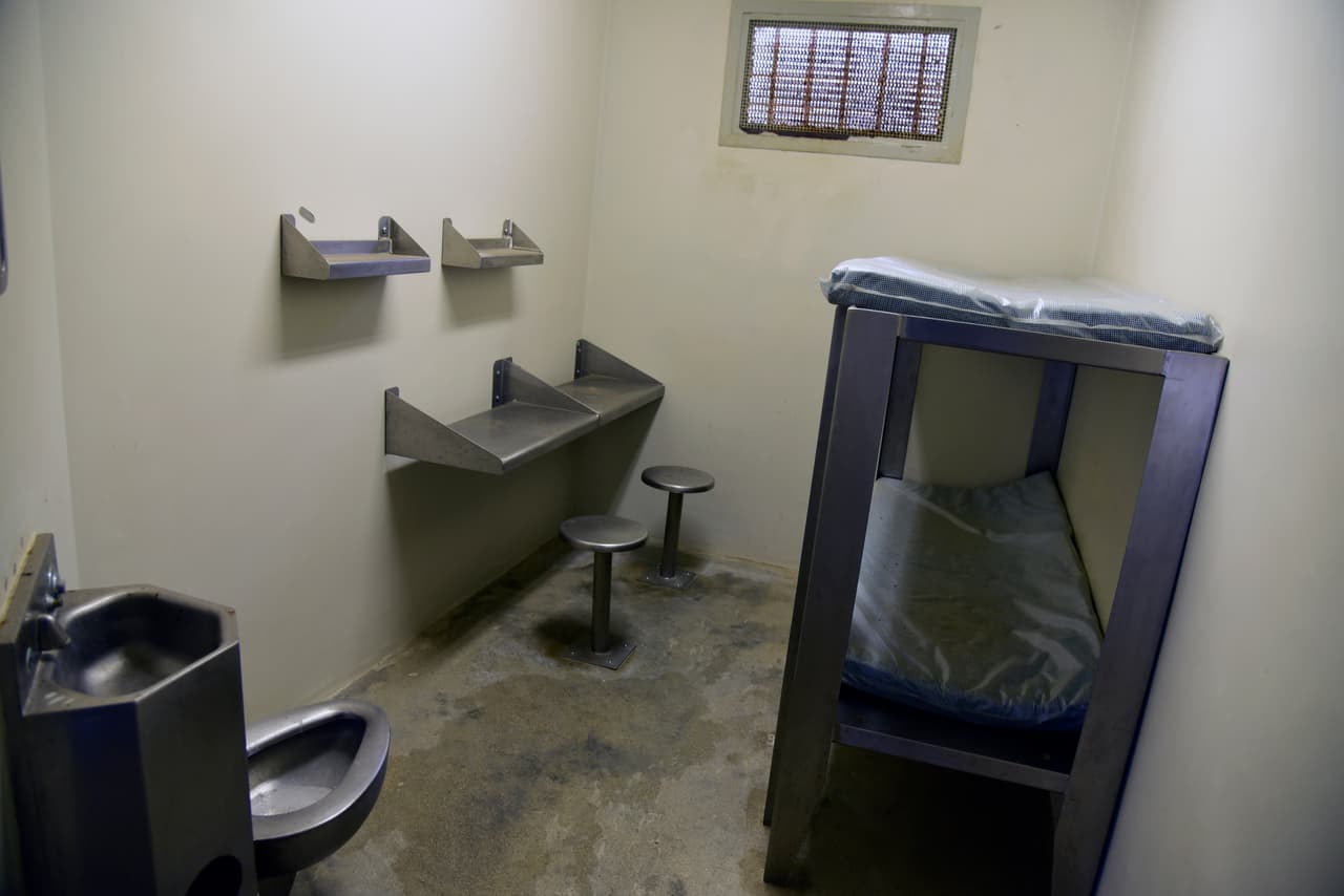 Así son las celdas al interior del penal mexicano ubicado en Isla María Madre, con capacidad para 600 reclusos.