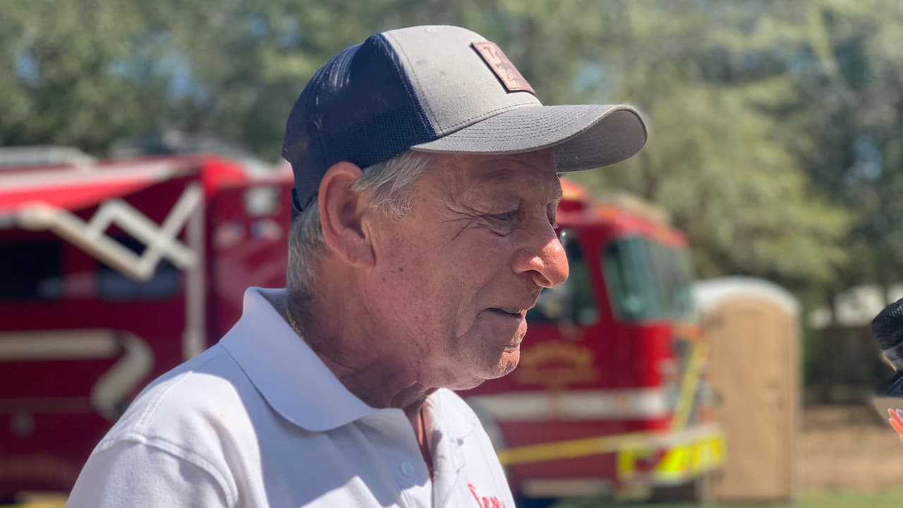 Por su parte Tim Miller, fundador y director de Texas EquuSearch que participó en la búsqueda dijo que este es posiblemente el caso más difícil que le ha tocado porque no se tenían pistas, agregó que en 21 años de experiencia esta es la segunda vez que se trata de un niño así, dijo que estuvo a punto de darse por vencido. “Gracias a Dios, ver y escuchar ese llanto fue increíble”, indicó.