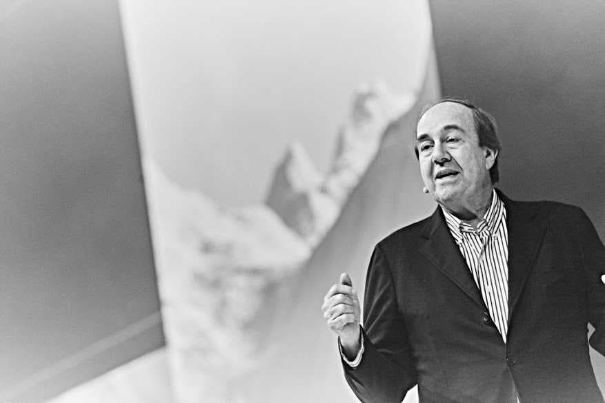 Nando Parrado es hoy además un empresario y orador motivacional. 
<b>“Mi único consejo es: vivan el presente y piensen que nadie sabe lo que puede pasar mañana”, ha dicho en sus conferencias.</b>