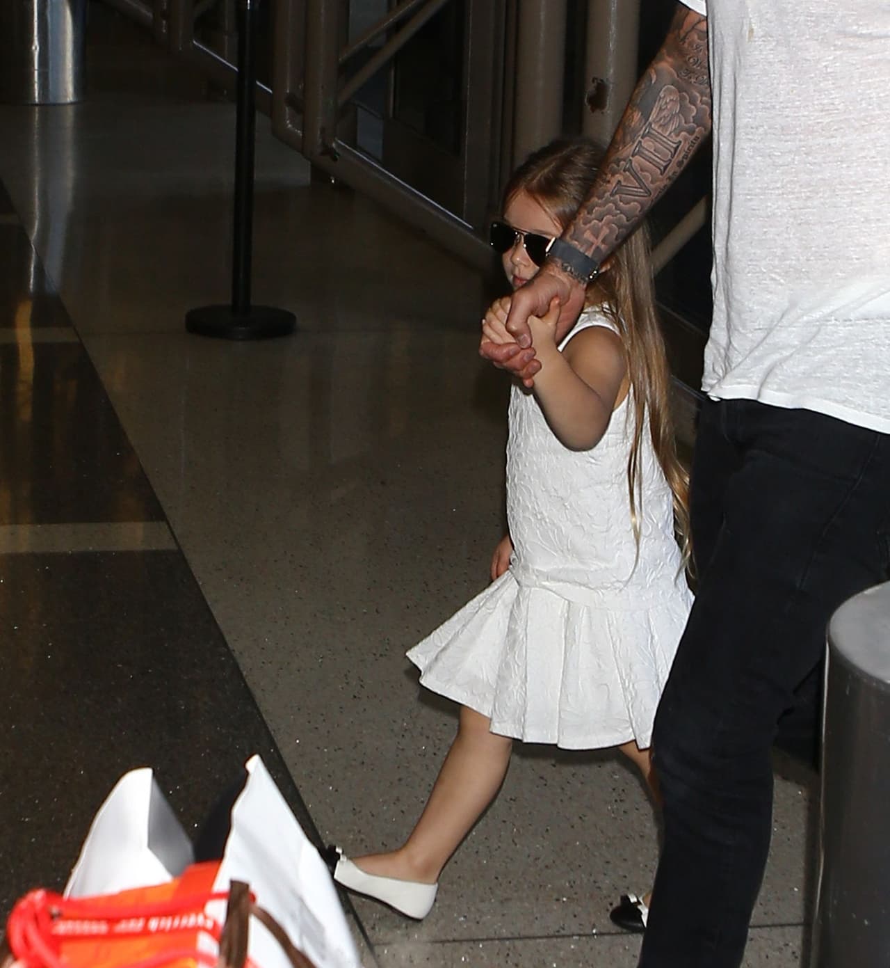 Con razón esta nena no se quiere separar de él.