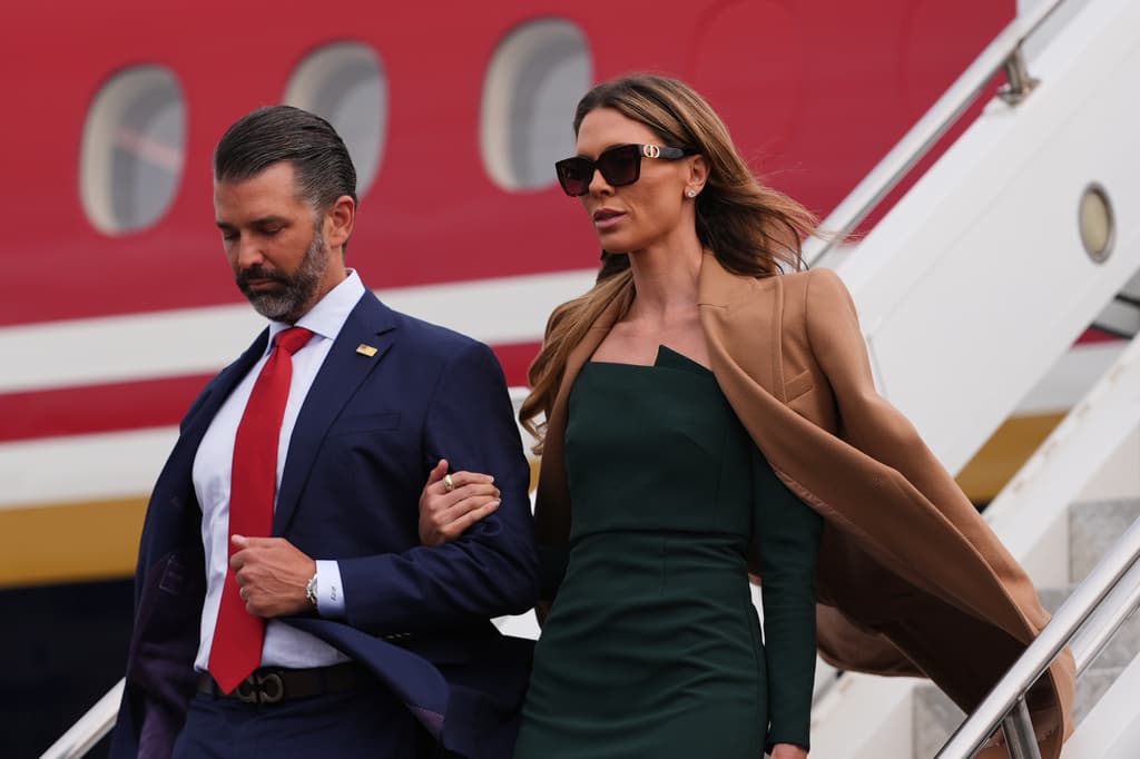 Donald Trump dice que su hijo devolvió el dinero al ruso que financió los festejos de su boda
