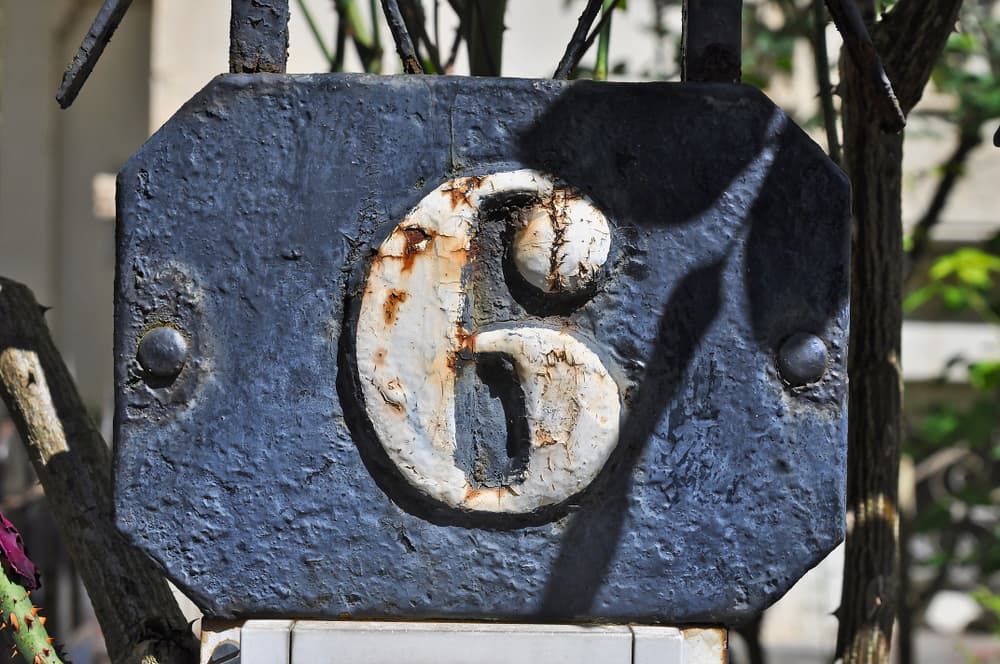 <h3 class="cms-H3-H3">Significado del número 6 </h3>
<br>El número 6 simboliza la verdad, la justicia, el equilibrio y el amor. Su planeta dominante es Venus. 
<br>