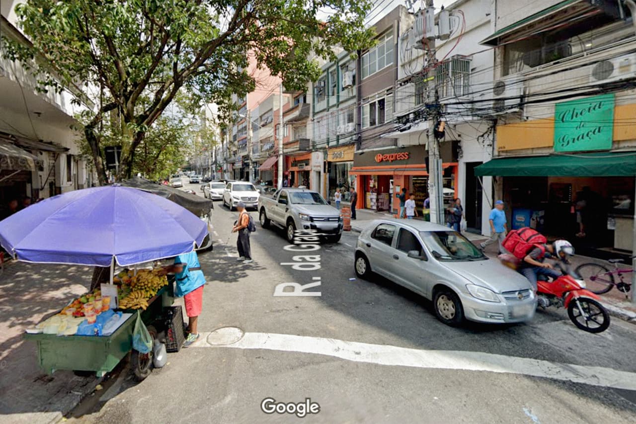 <b>Puesto 7. Rua Três Rios, São Paulo</b>
<br>
<br>“Justo en el centro de Bom Retiro, uno de los barrios más históricos de São Paulo, encontrará la Rua Três Rios, diversa y en constante evolución”, se lee en la publicación. 
<br>
<br>Esta calle y sus intersecciones han sido el hogar de varias generaciones de familias inmigrantes, provenientes de Italia, Corea, Grecia, Bolivia, Europa del Este y otros lugares.
<br>