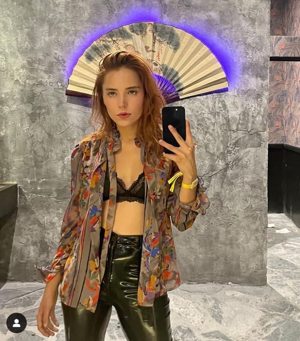 <b><a href="https://www.univision.com/entretenimiento/cultura-pop/angela-aguilar-no-es-la-unica-guapa-de-la-familia-conoce-a-majo-su-hermosa-prima" target="_blank">"Ha sido de repente muy desgastante"</a></b>, dijo la cantante en entrevista con 'Ventaneando' este miércoles 2 de febrero.
<br>