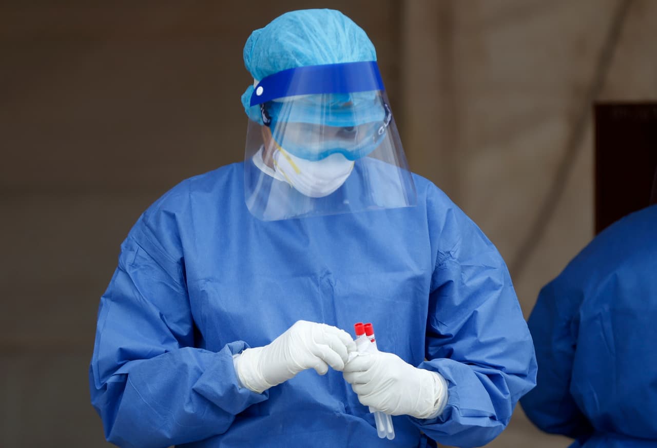 Enfermera recuperada de coronavirus regresa a trabajar para seguir ayudando a otros pacientes en Nueva York