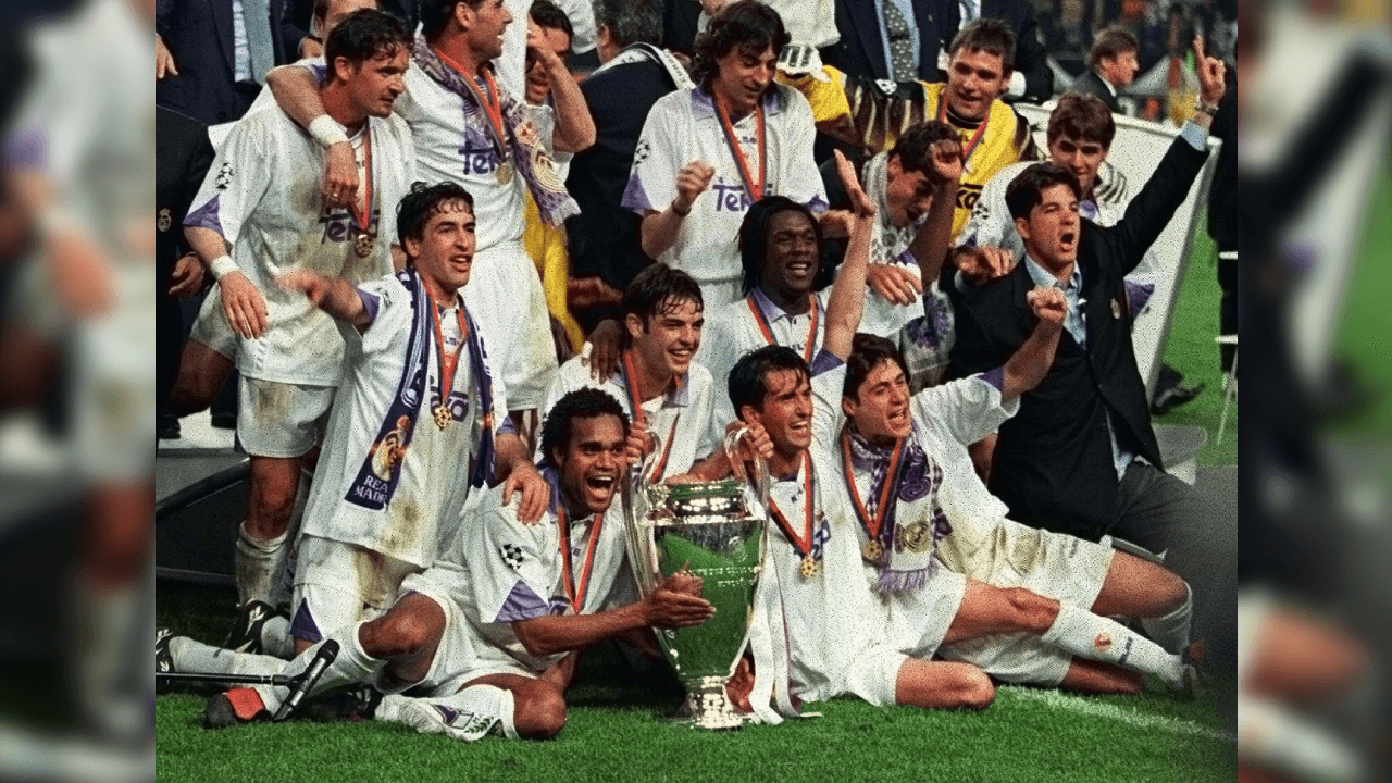 <b>Juventus, víctima merengue</b>
<br>- Edición 1997-1998 | Juventus 0-1 Real Madrid
<br>- Bastó un solitario gol de Predrag Mijatović (66’) para otorgar el séptimo título de UCL al Real Madrid, primero del nuevo formato conocido actualmente como UEFA Champions League.
<br>- Johan Cruyff
<b> </b>Arena (anteriormente Amsterdam Arena.