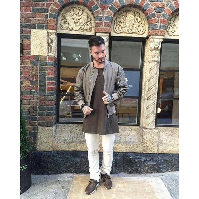 Su estilo casual hace a más de una chica enloquecer.