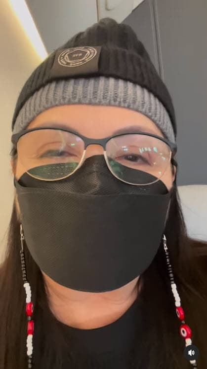 "Me han escrito, me han preguntado que tienen regalos para mí, que quieren darme un abrazo, quiero decirles que por esta ocasión 
<b>no compren nada, no voy a recibir nada</b>", dijo al inicio del video publicado en Instagram el 4 de septiembre.
<br>