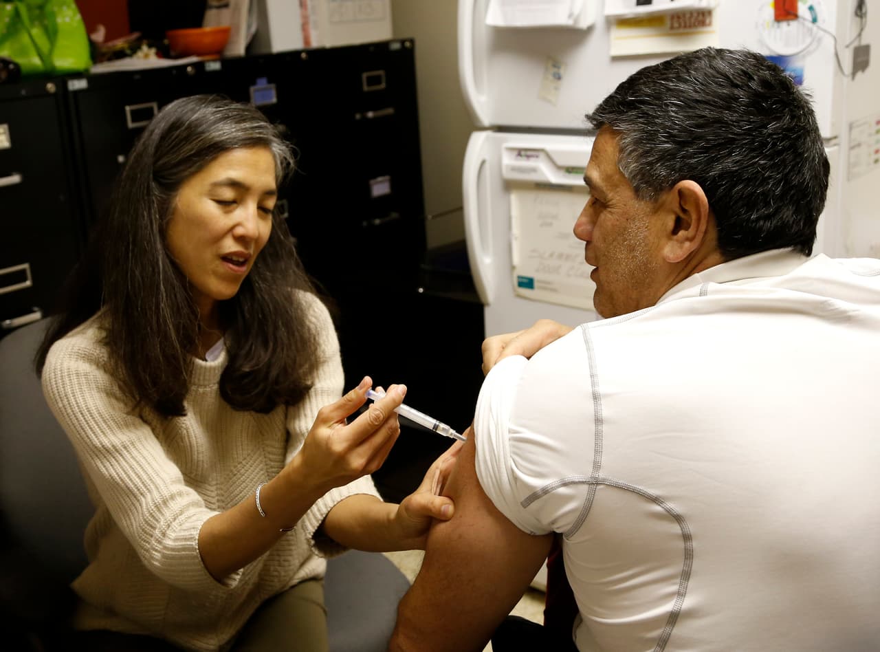 <b>Dra. Julie Morita, vicepresidenta ejecutiva de la Fundación Robert Wood Johnson</b>. Ayudó a dirigir el Departamento de Salud Pública de Chicago durante casi 20 años.