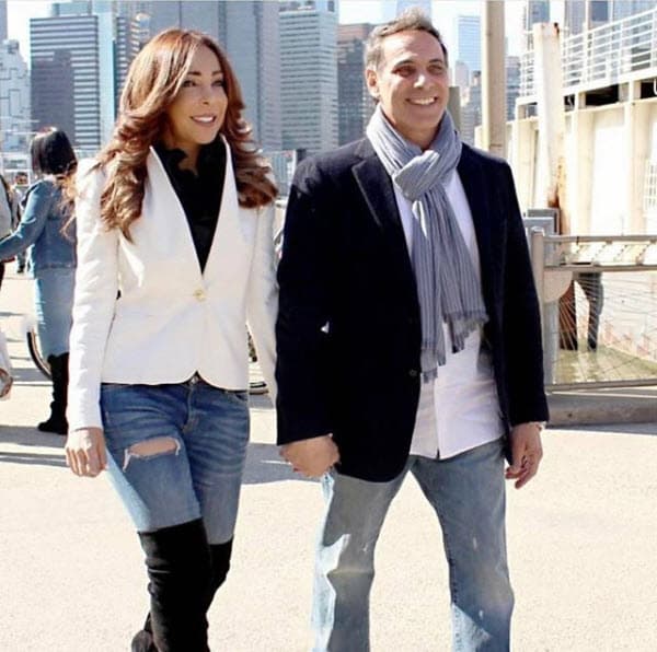 Ellos siempre caminan de la mano por las calles de Nueva York, se nota que son muy cariñosos.